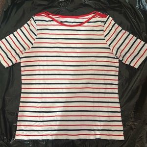 Women’s St. John’s bay t shirt